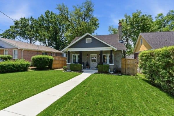 Front yard and walkway at 929 Lawrence Avenue, 12 South Nashville